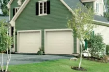 5 things to consider when buying garage doors